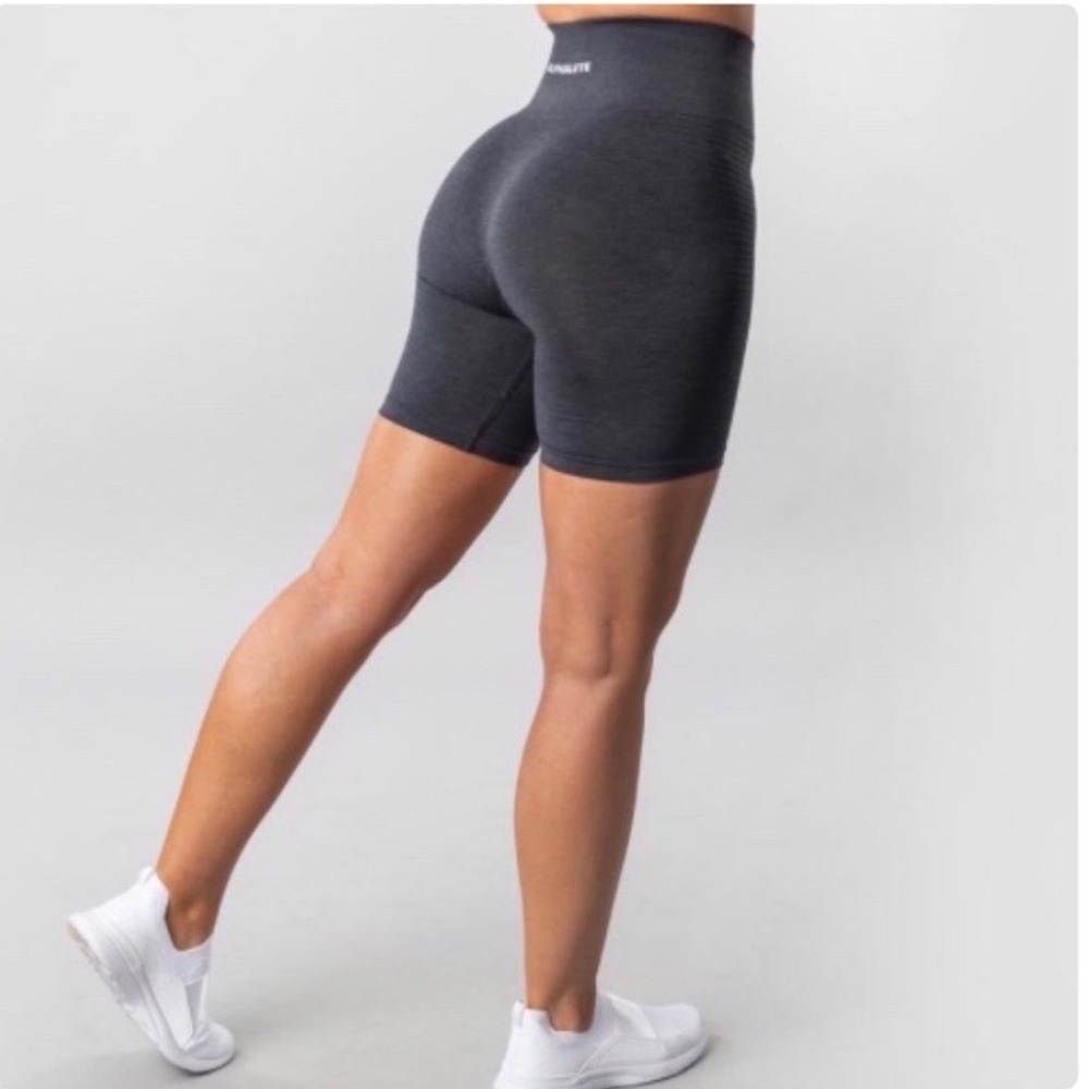 Alphalete Women's Seamless Biker Short High Waisted Galaxy Grey S Athletic Gym